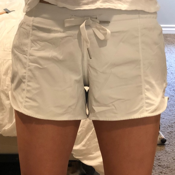 lululemon athletica Pants - Lululemon Hotty Hot Running Shorts